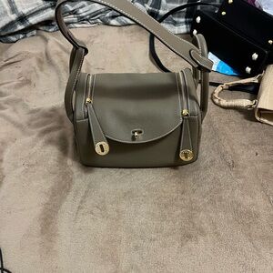 Chic Olive Leather Shoulder Bag